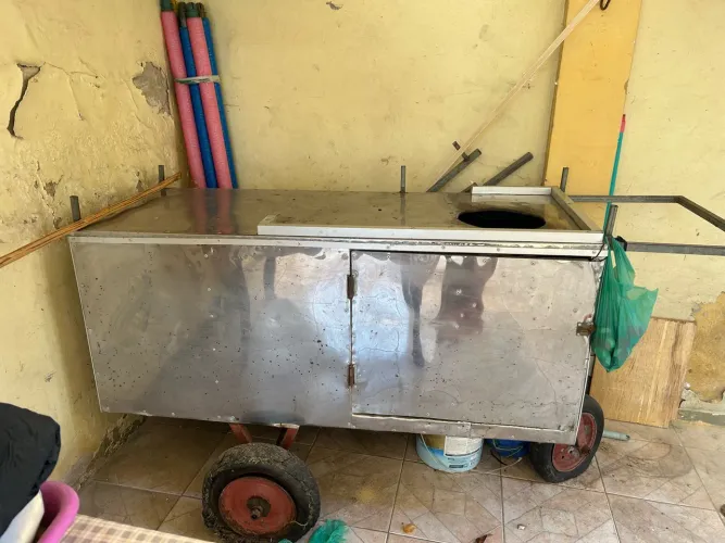 Carrinho de acarajé, pastel e etc