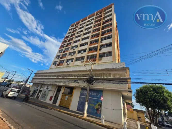 Vendo ou Alugo Apartamento 142,00 m², 2 dormitórios sendo 1 suíte, Edifício OGT, Bairro Ce