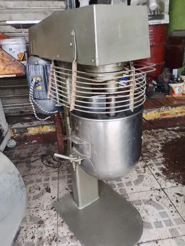 Batedeira industrial 20Litros