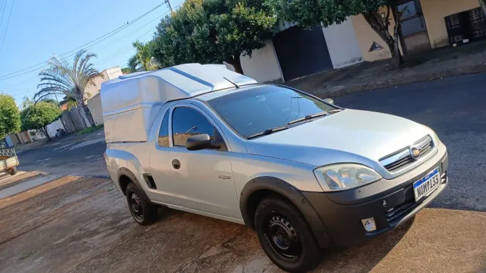 Chevrolet Montana 1.4 8V Conquest Econoflex 2P 2010