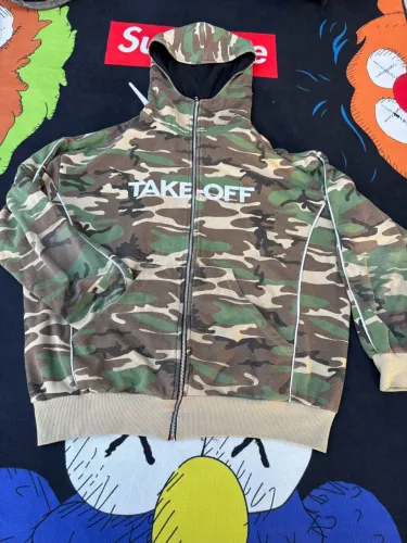 Moleton take off camo