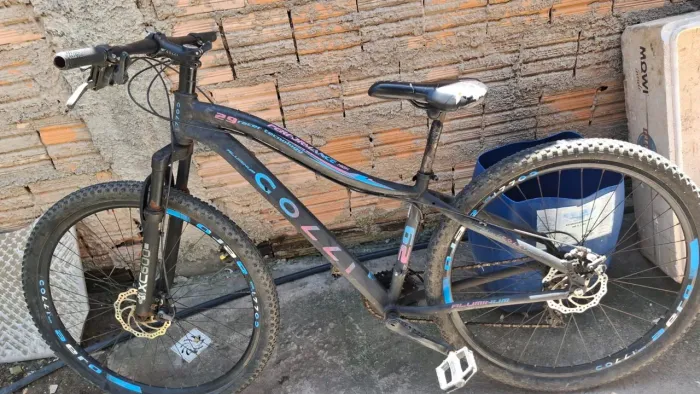 Vende se bicicleta aro 29