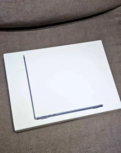 Macbook Air M5 16 / 512 Tela 13 Midnight / Lacrado