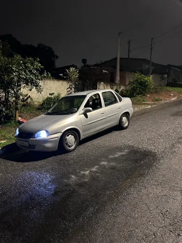 Chevrolet Corsa Sedan Super Milenium 1.0 MPFI 16V 2000