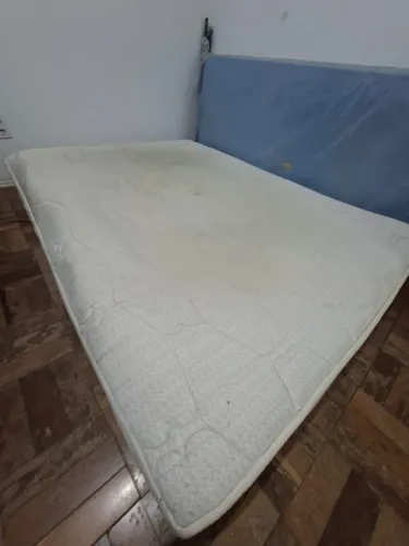 Colchão usado