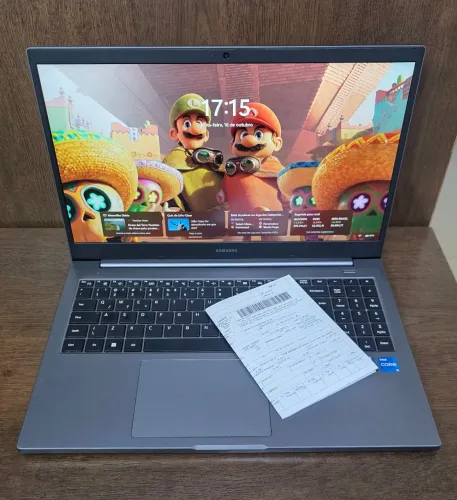 Not Samsung Book, Ac Cart, i5 11ªg+Iris Xe,8GB DDR4,SSD Nvme256GB+Slot HD,Wi-Fi 5G,Bat 4hs