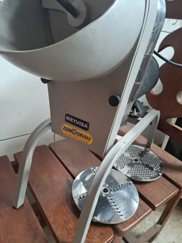 Ralador de queijo e milho