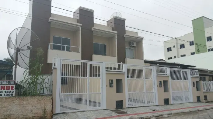 Casa Aluguel Anual - Totalmente Mobiliada