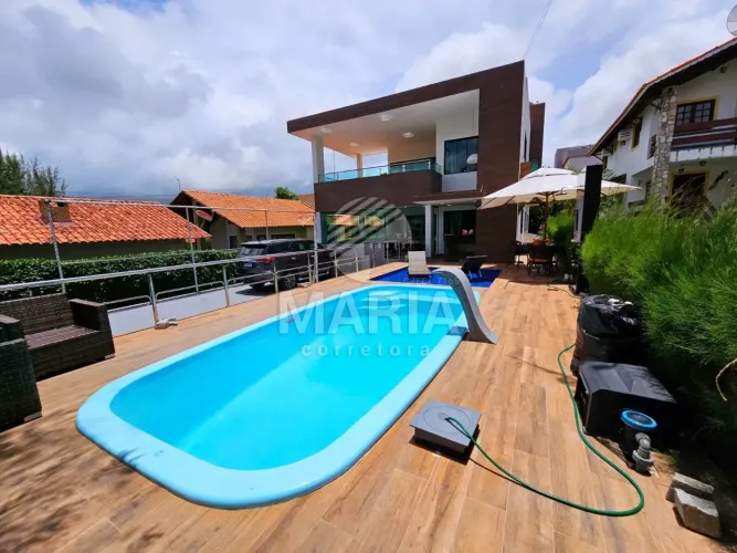 Casa em condomínio fechado com 5 quartos e piscina privativa - Gravatá/PE!