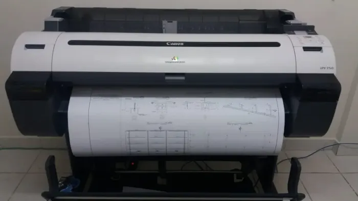 Vendo plotter Canon IPF 750