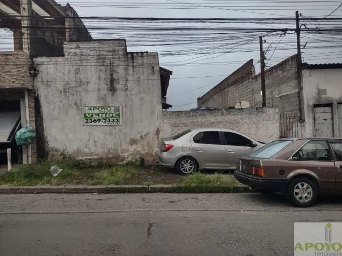 Capão Redondo Jardim do Colégio tereno de 250² com 4 casas antigas de renda