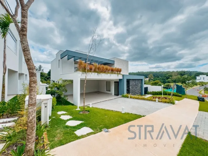 Casa à Venda no Condomínio Villa dos Pinheiros em Indaiatuba SP