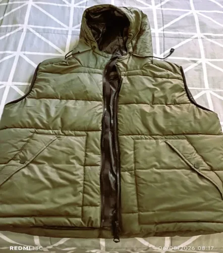 Colete Puffer da Zara em estado de loja, usado apenas uma vez.