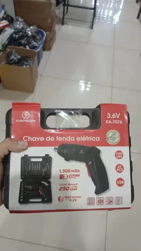 Chave de fenda elétrica 1.300 mAh 350rpm com voltagem máxima de 4.8v