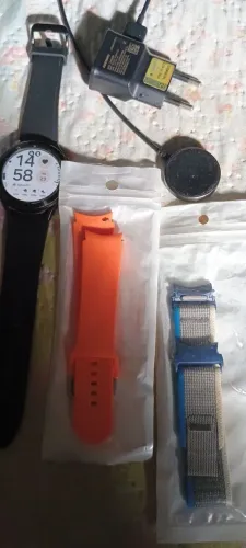 Galaxy watch 4 Clássic 46 mm acompanha duas pulseiras 