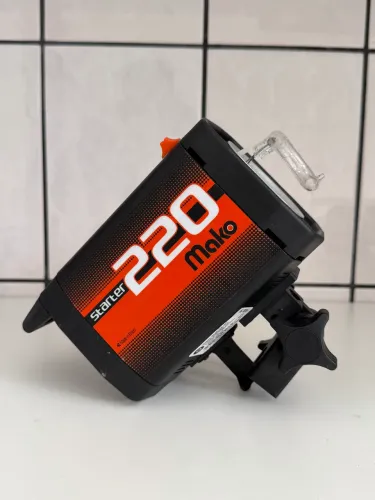 Flash Starter 220 Mako - usado