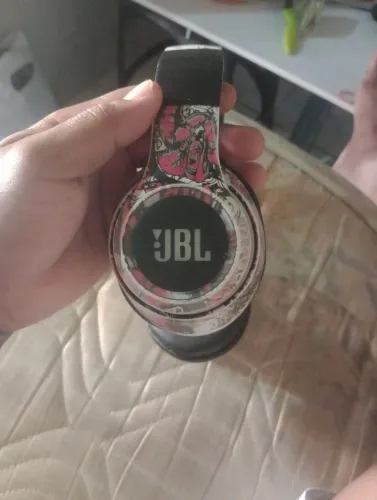 Fone JBL usado todo bom turbo 