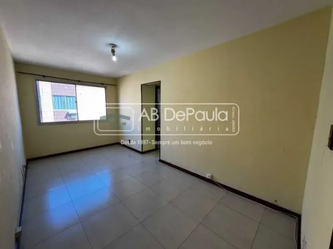 ALUGA EM SULACAP - CONDOMÍNIO SULACAP I - APARTAMENTO NO 4° ANDAR