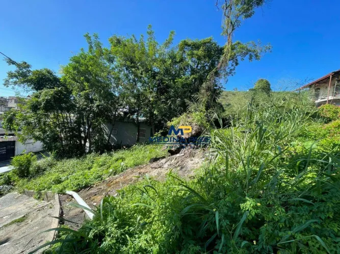 Terreno à venda, 2000 m² por R$ 325.000 - Barro Vermelho - São Gonçalo/RJ