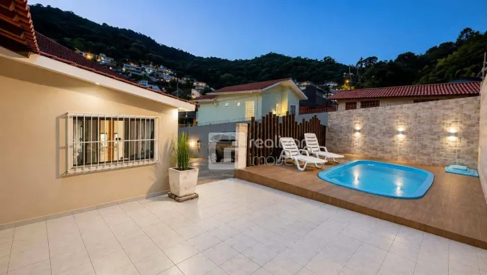 Casa à venda, 161 m² por R$ 1.175.000,00 - Saco dos Limões - Florianópolis/SC