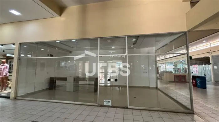 Oportunidade Sala Comercial no Goiás Center Modas