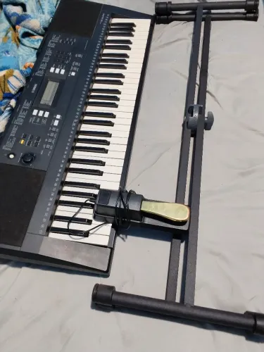 Teclado yamaha