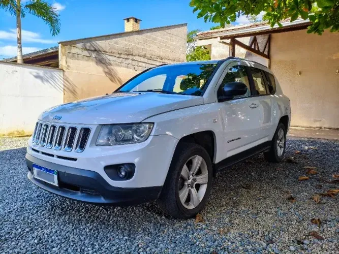 Jeep Compass Sport 2.0 16V 156cv 5P 2012