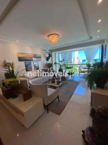 EXCELENTE APARTAMENTO DE 130 M² | 3 SUÍTES | VISTA MAR | NASCENTE | PITUBA