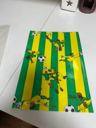 70 unidades - Saco para presente - tema: copa do mundo / futebol 
