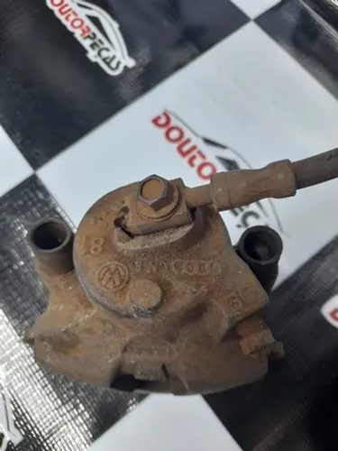 Pinça Dianteira Esquerda Vw Golf 2000 V239  *