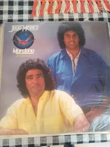 2 LPs João Mineiro e Marciano