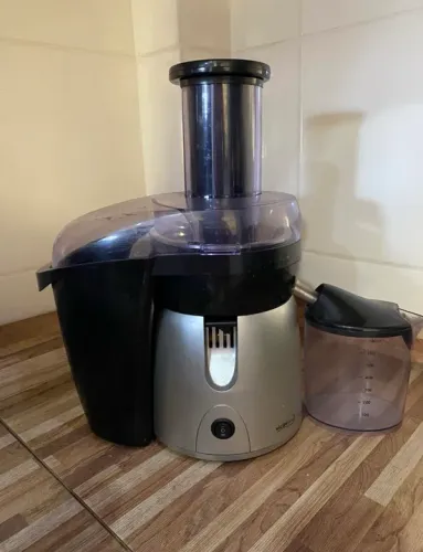 Extrator de Suco Vicini - Em perfeito estado!