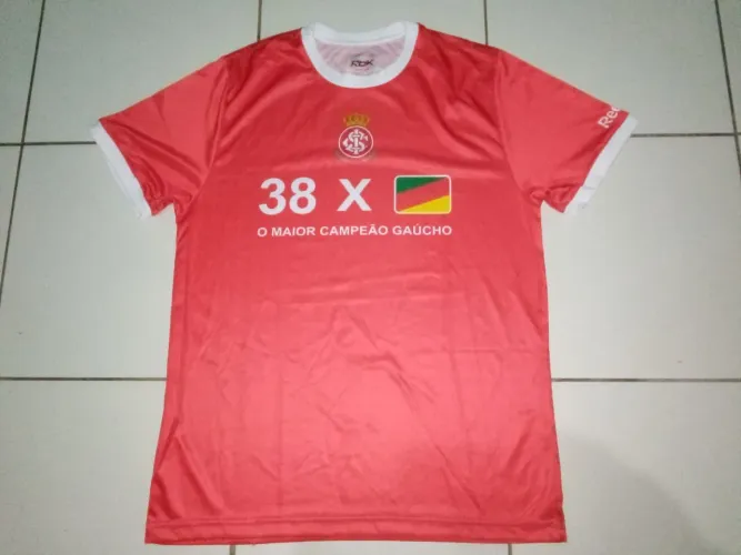 Camisa Internacional Reebok 38 x campeão gaúcho tamanho P