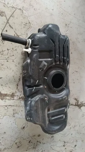 Tanque de gasolina Etios