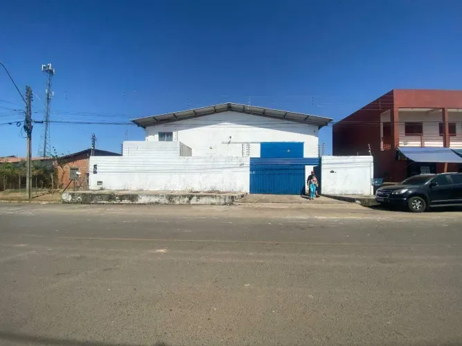 AV. DOM HELDER CAMERA - BAIRRO: VALE QUEM TEM