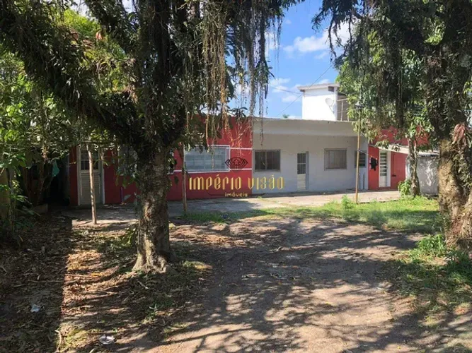 Chácara à venda com Piscina na Cidade Boa vista em Suzano-SP