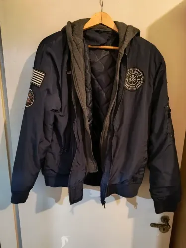 Jaqueta Bomber masculina azul marinho com capuz removível - Tamanho GG