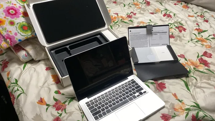MacBook Pro 13 polegadas, 16GB, SSD
