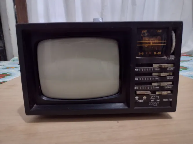 Tv antiga
