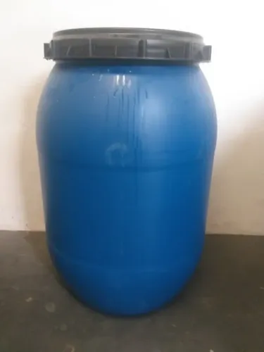 Tonel 200 litros tampa roscada