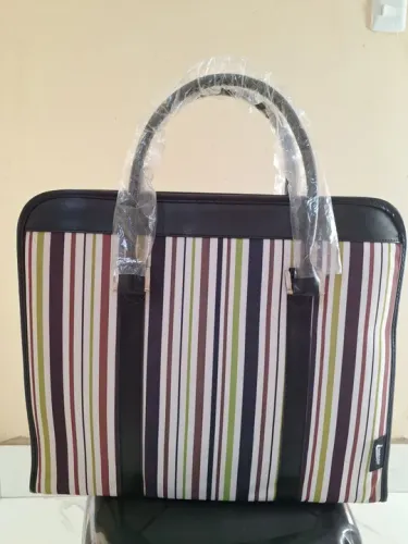 Bolsa p/Notebook Listrada 15,6' Leadershio
