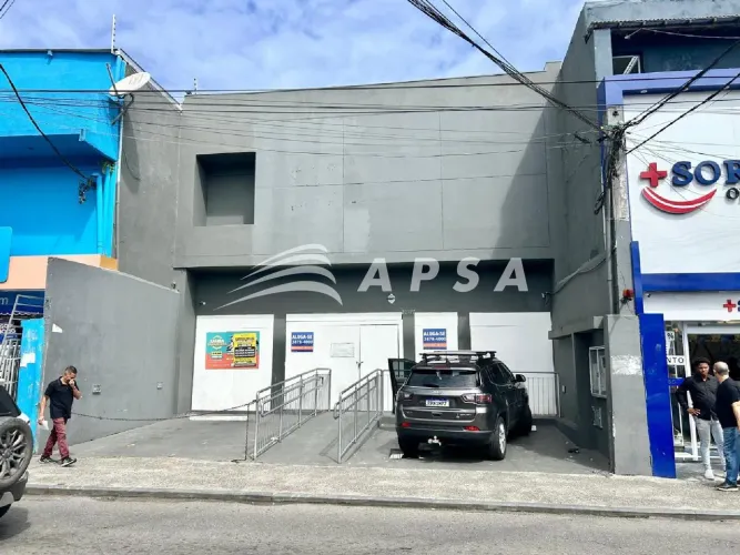 EXCELENTE OPORTUNIDADE EM CAJAZEIRAS! LOJA DE RUA COM APROXIMADAMENTE 450M², LOCALIZADA NO