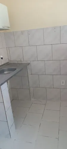 Kitnet só para mulheres acima 40+ ( SOZINHA)