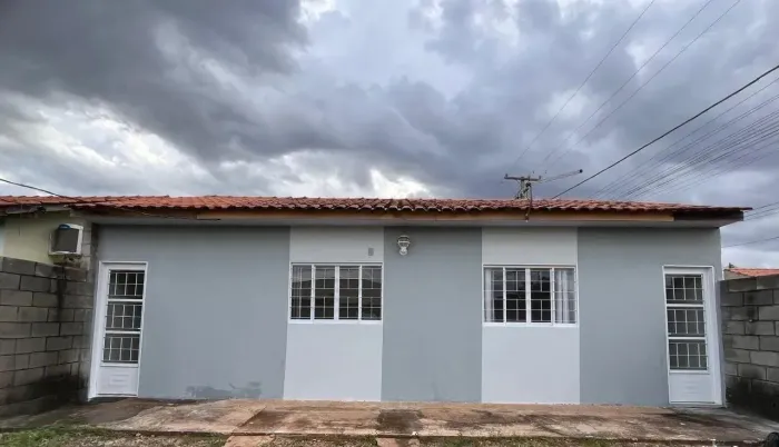 Casa de 2 quartos no bairro São Sebastião - Cuiabá - MT (CRECI9933/MT)
