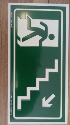 PLACA SINALIZAÇÃO FOTOLUMINESCENTE - PACOTE COM 30 PEÇAS