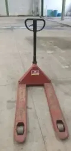 Paleteira manual hidráulica. 