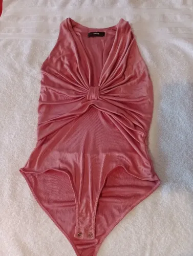 Body sem manga Iodice