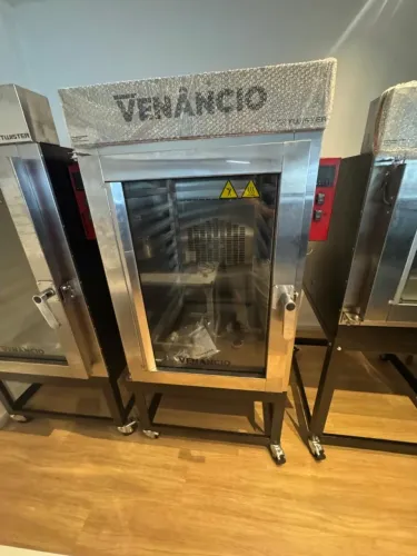 FORNO TURBO TWISTER INTERNO EPOXI 10 ESTEIRAS ELÉTRICO 380V VENANCIO