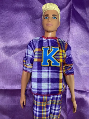 Boneco Ken 