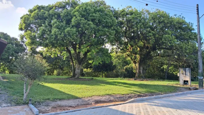 Excelente terreno em condomínio fechado-Santo Amaro da Imperatriz-SC